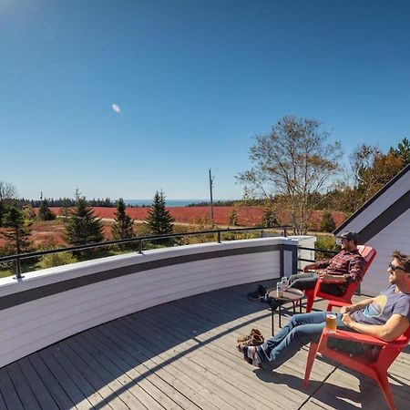 Fox Point Inn Parrsboro Экстерьер фото