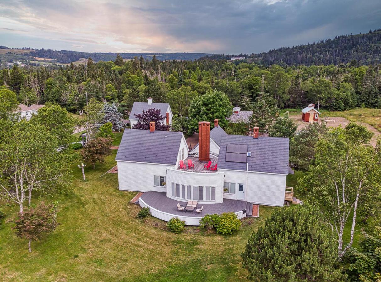 Fox Point Inn Parrsboro Экстерьер фото